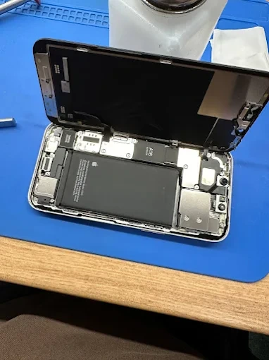 Wymiana wyświetlacza Iphone
